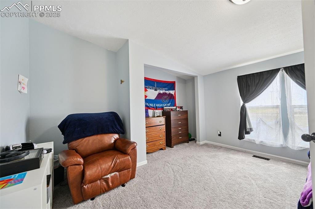 Image 31 of 48: Bedroom #4