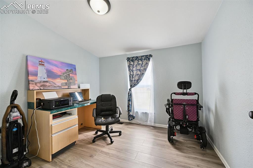 Image 33 of 48: Office Space/Playroom/Craftroom