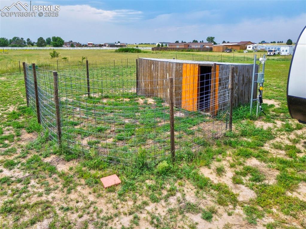 Image 40 of 48: Animal Pen