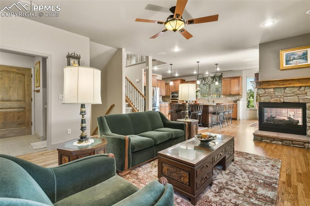 Image 17 of 50: Great Room