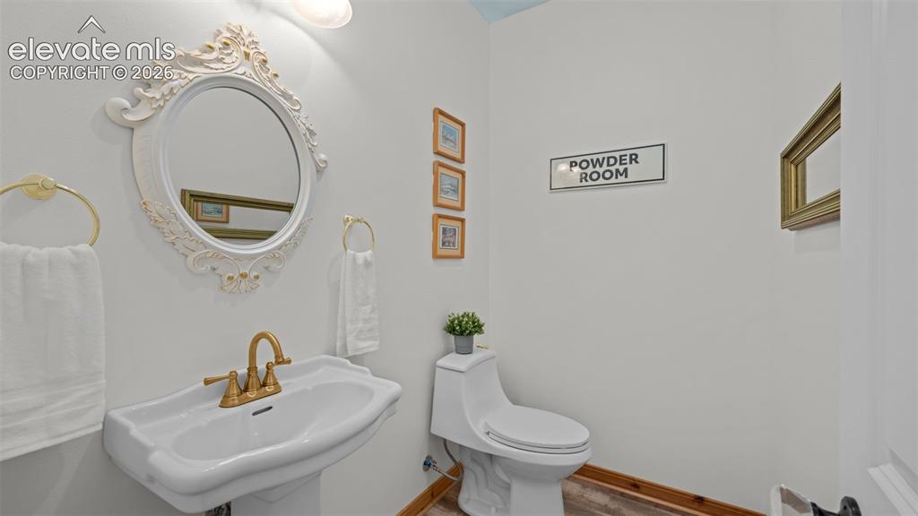 Image 13 of 50: Bathroom