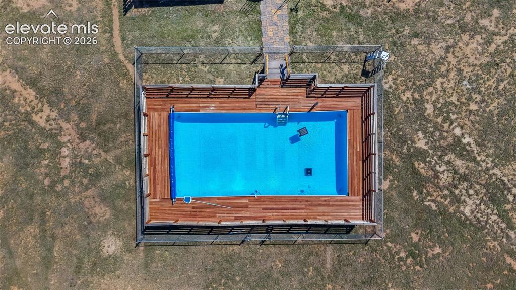 Image 45 of 50: Pool