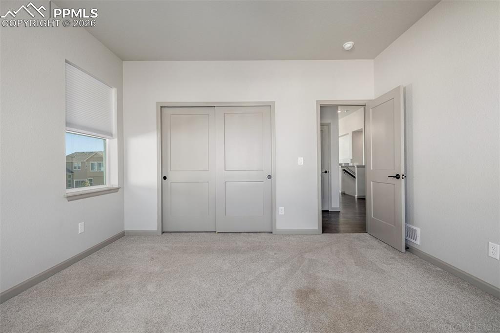 Image 25 of 46: Bedroom