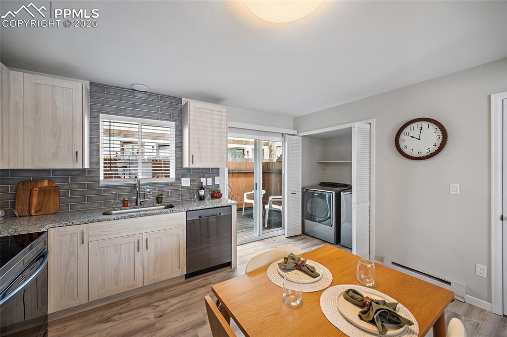 Image 12 of 29: Kitchen