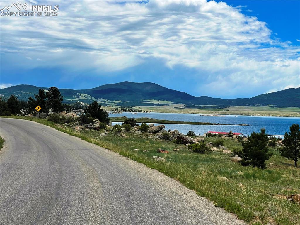 Image 19 of 19: Eleven Mile Reservoir
