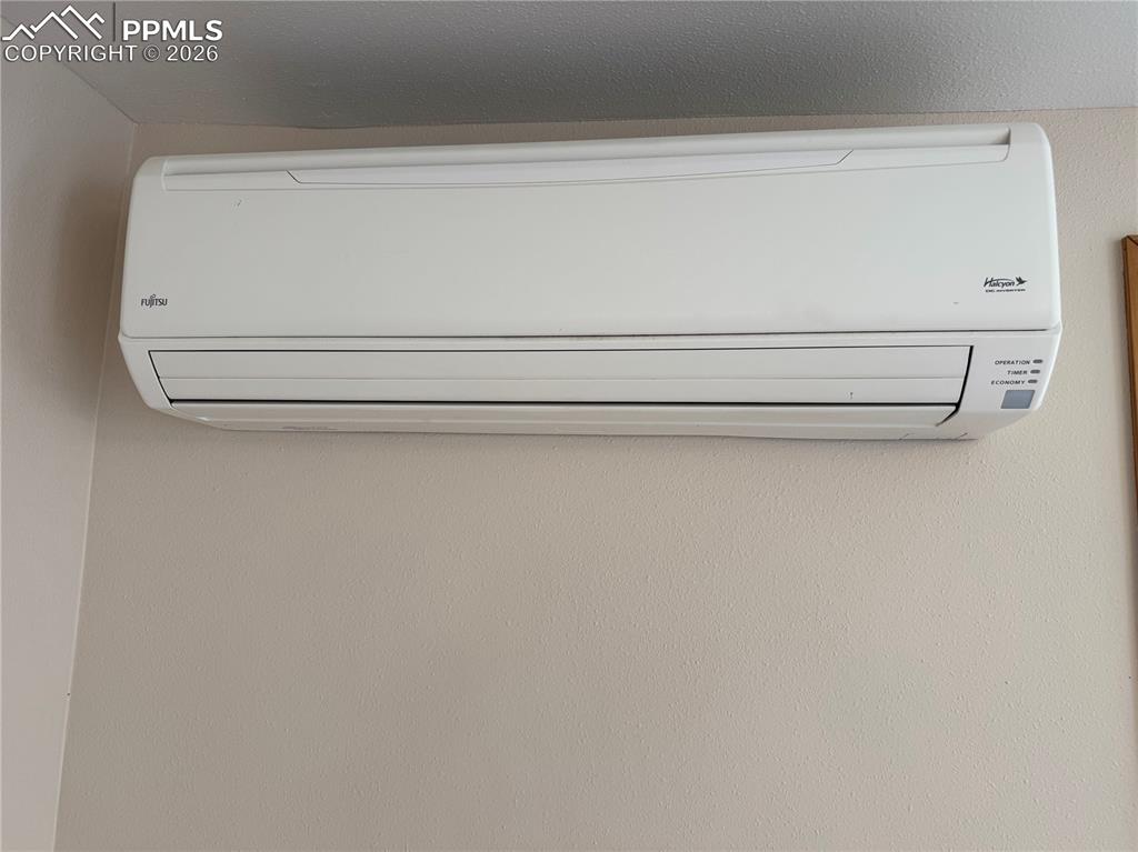 Image 26 of 34: Cooling and heating system