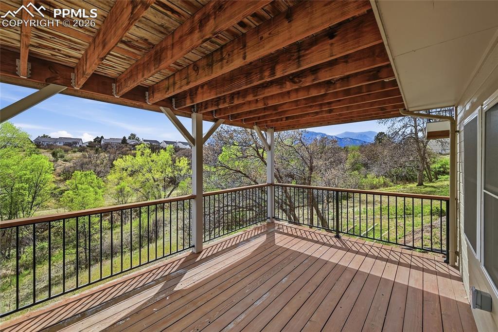 Image 44 of 49: Deck