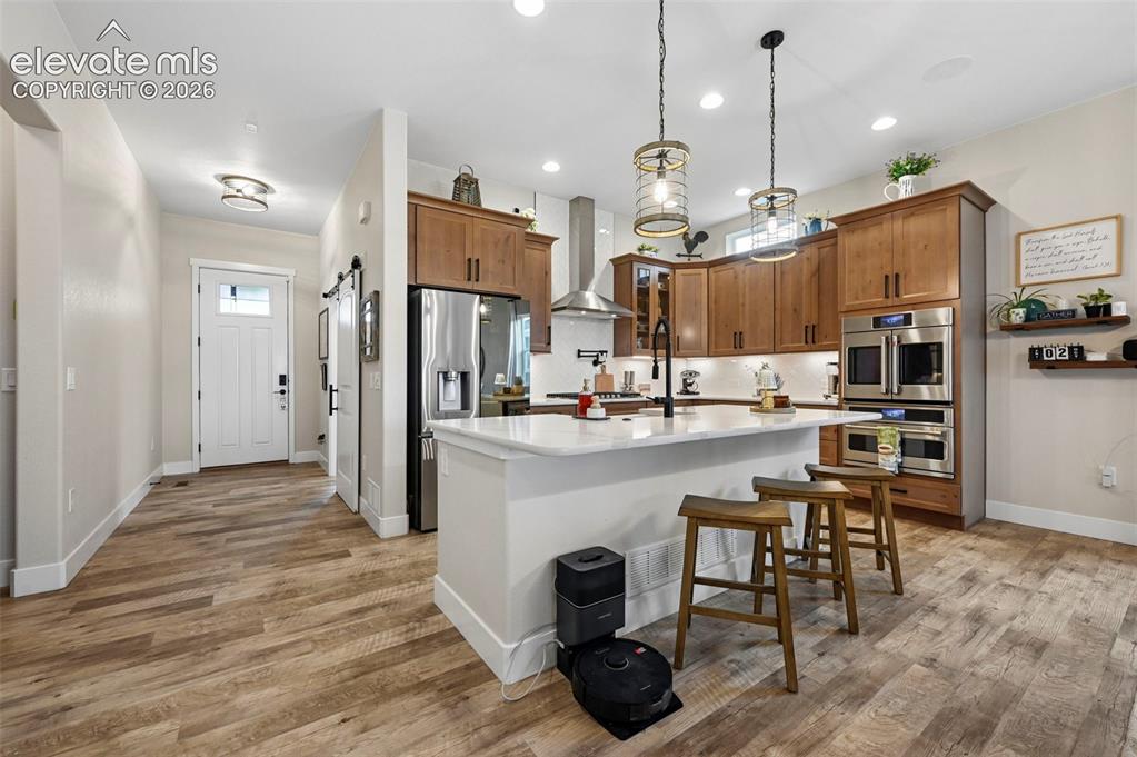 Image 4 of 48: Kitchen