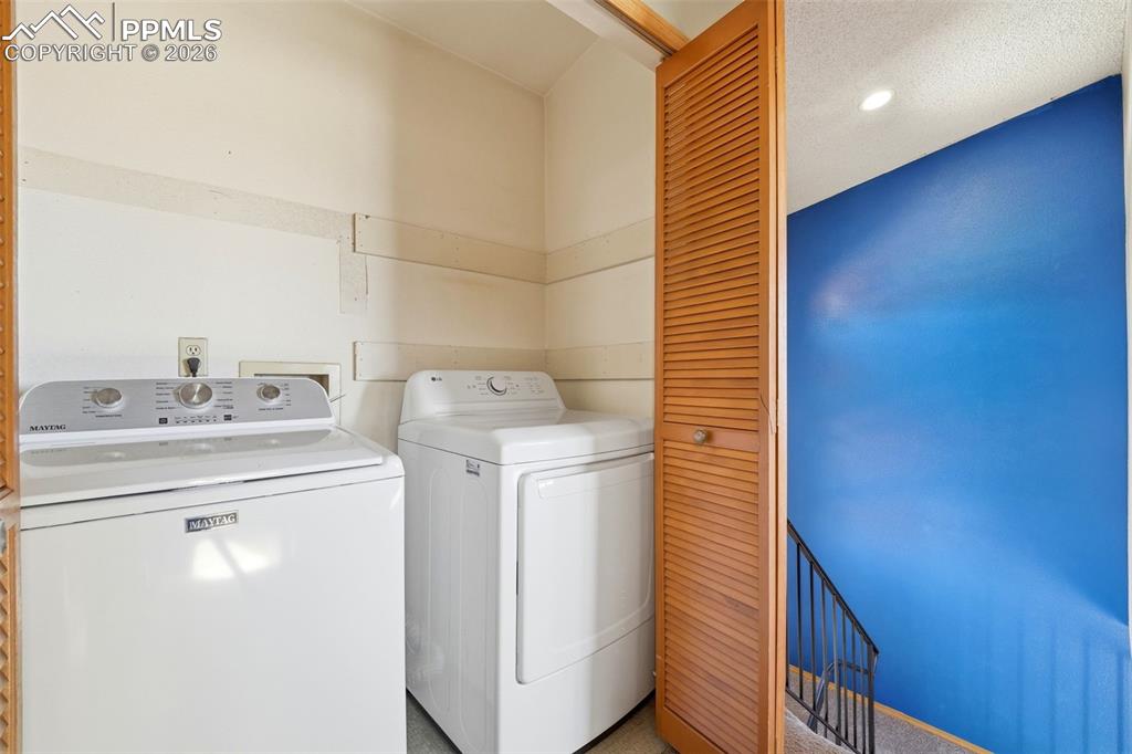 Image 27 of 46: Laundry