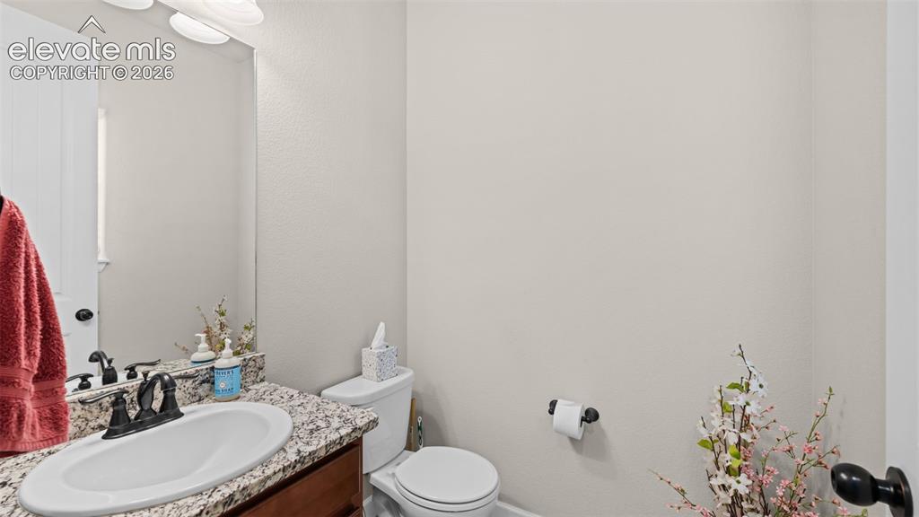 Image 5 of 38: Bathroom