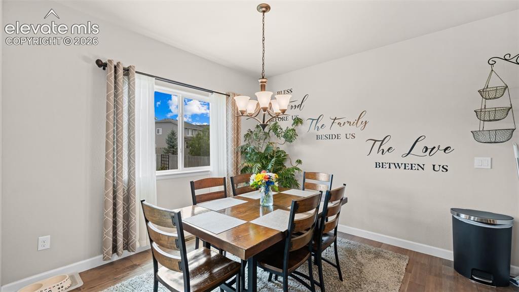 Image 8 of 38: Dining Area