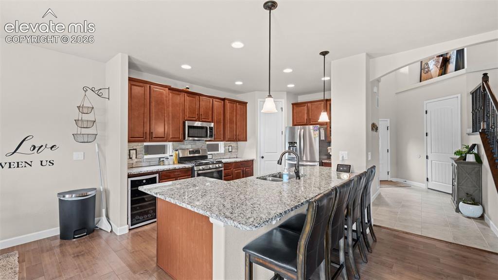 Image 9 of 38: Kitchen