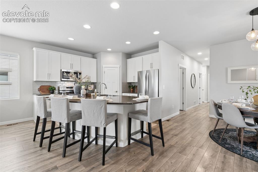 Image 9 of 34: Kitchen