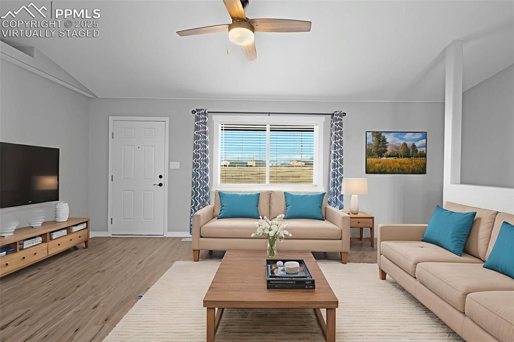 Image 3 of 35: Virtually staged