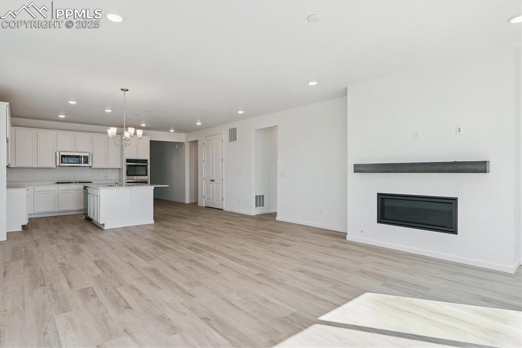 Image 12 of 20: Living Room