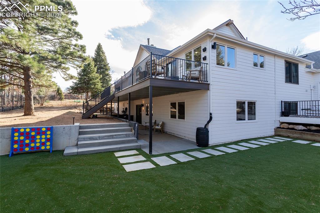 Image 48 of 50: Side of Structure