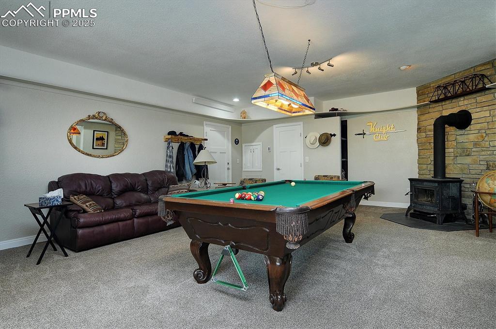 Image 23 of 40: Family Room