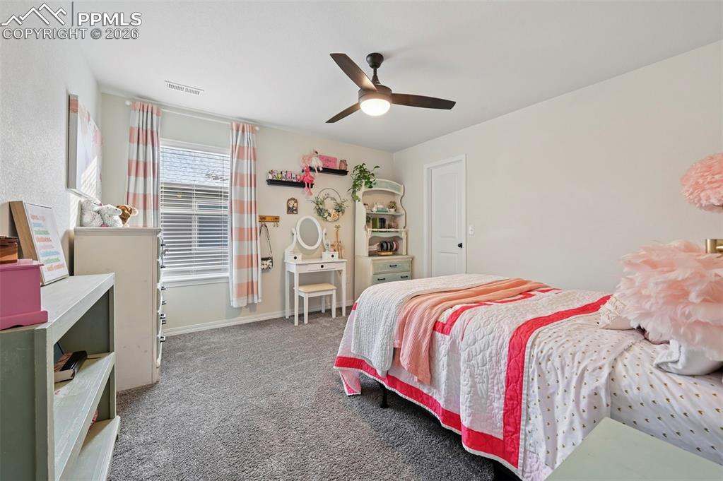 Image 36 of 47: Bedroom