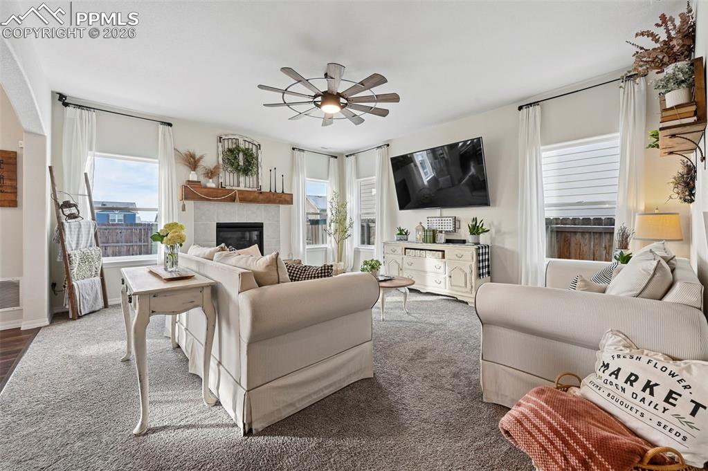 Image 7 of 47: Living Room