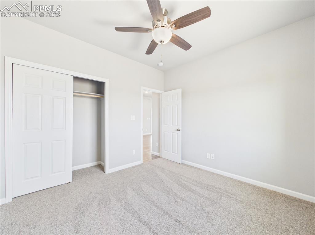 Image 23 of 47: Bedroom