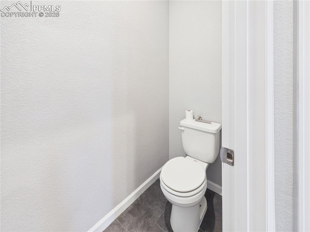 Image 36 of 47: Bathroom