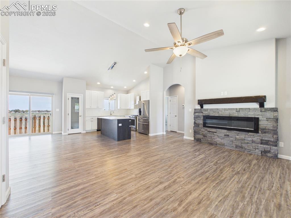 Image 6 of 47: Living Room