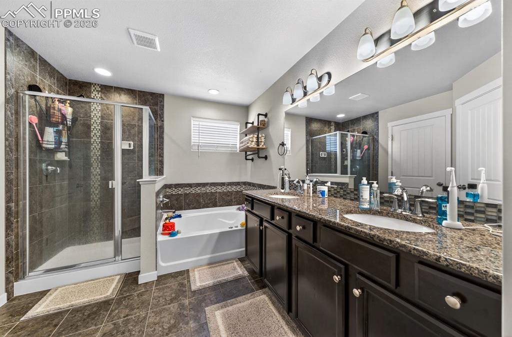 Image 14 of 28: Primary