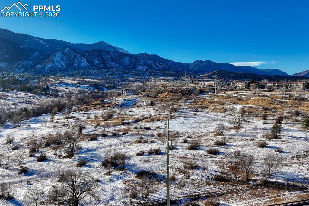 Image 45 of 50: View