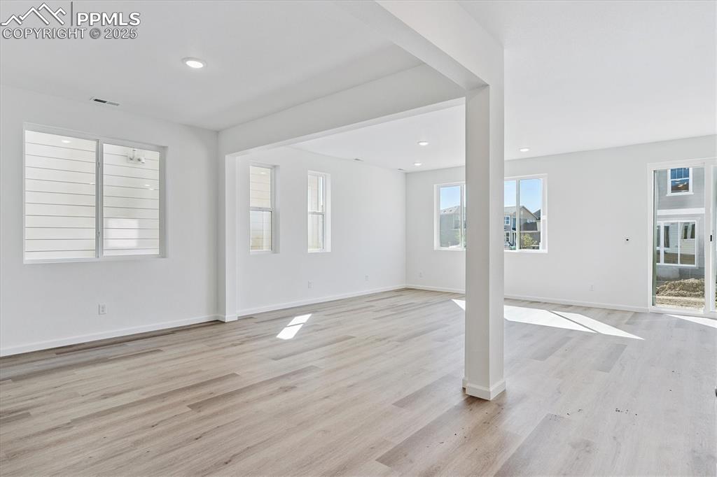 Image 9 of 22: Living Room