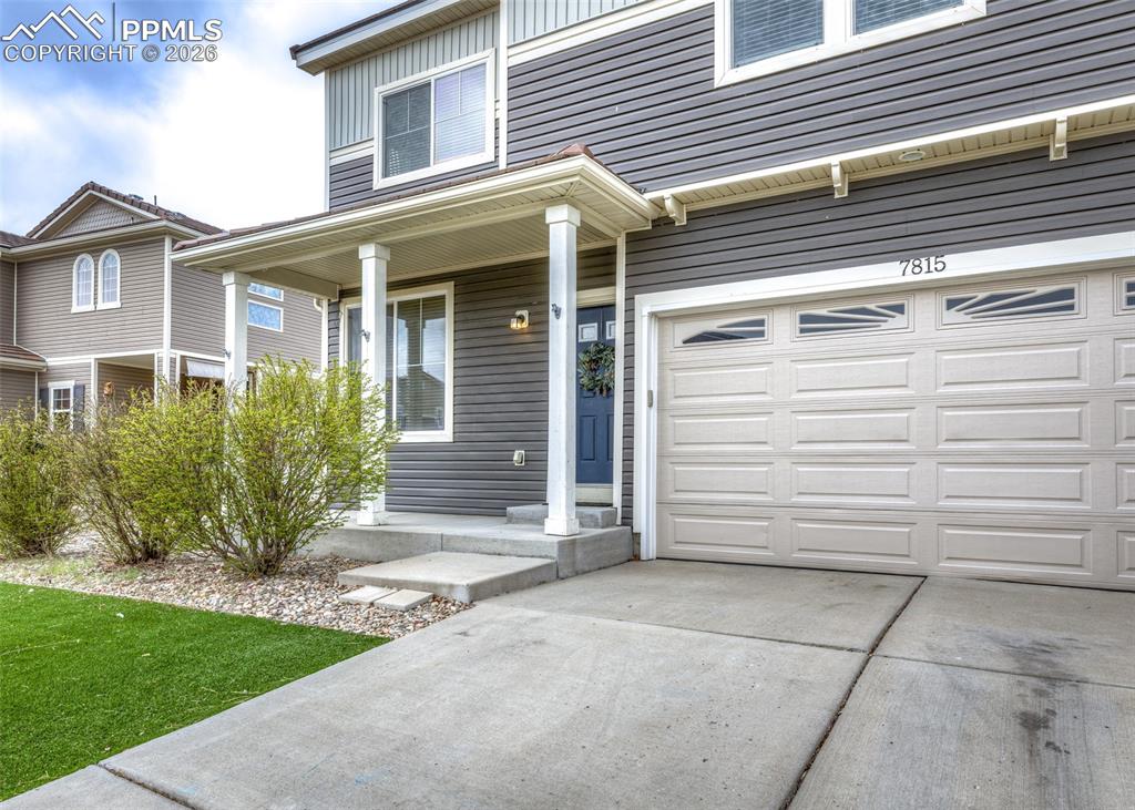 Image 2 of 50: Entry