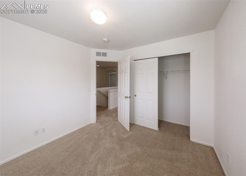 Image 40 of 50: Bedroom