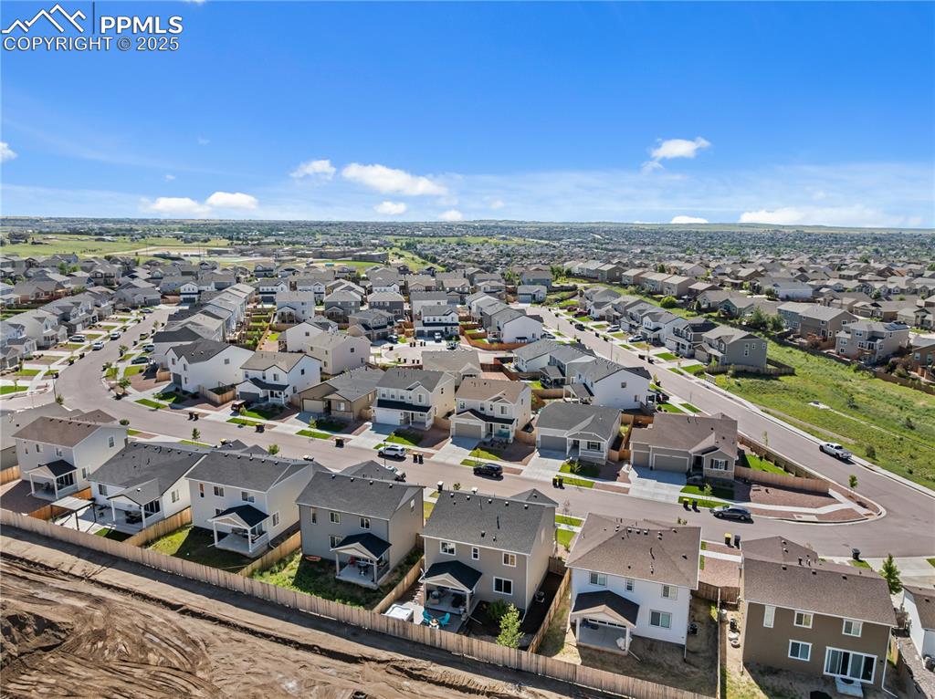 Image 39 of 48: Excellent Location Close To Shopping and Entertainment