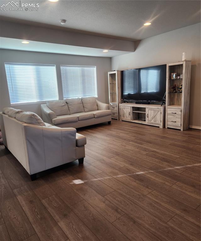 Image 2 of 33: Living Room