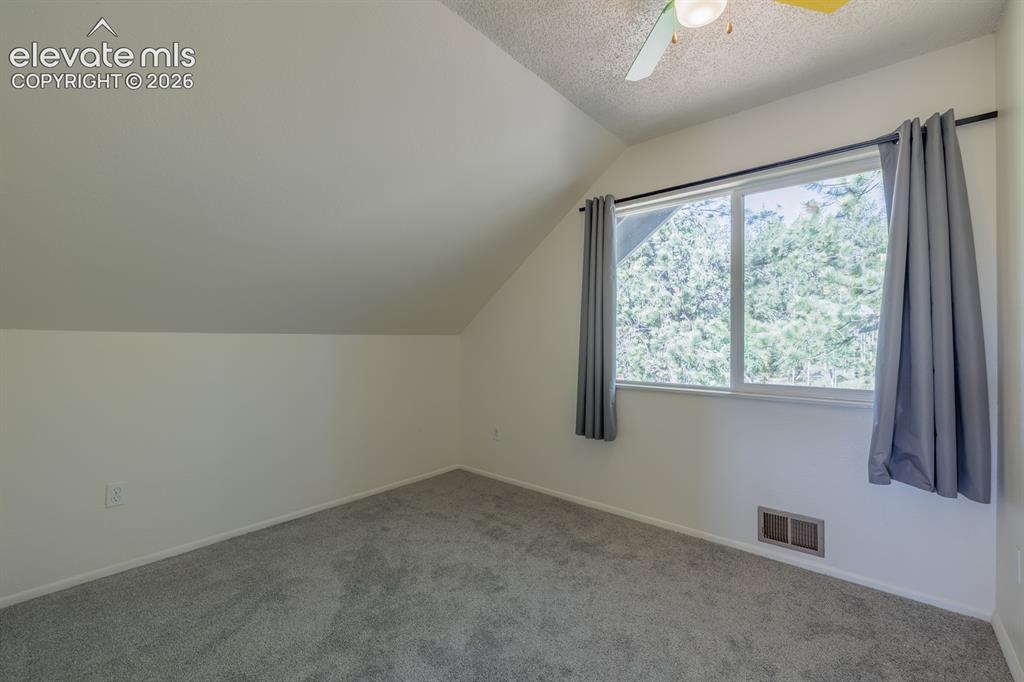 Image 24 of 31: Bonus Room