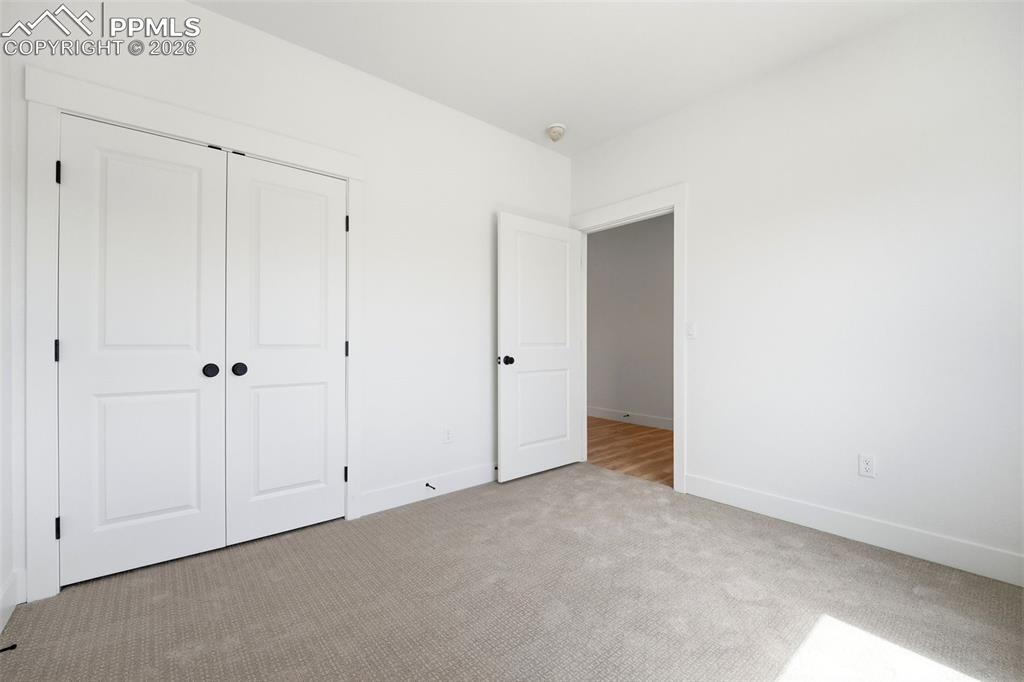 Image 20 of 41: Bedroom