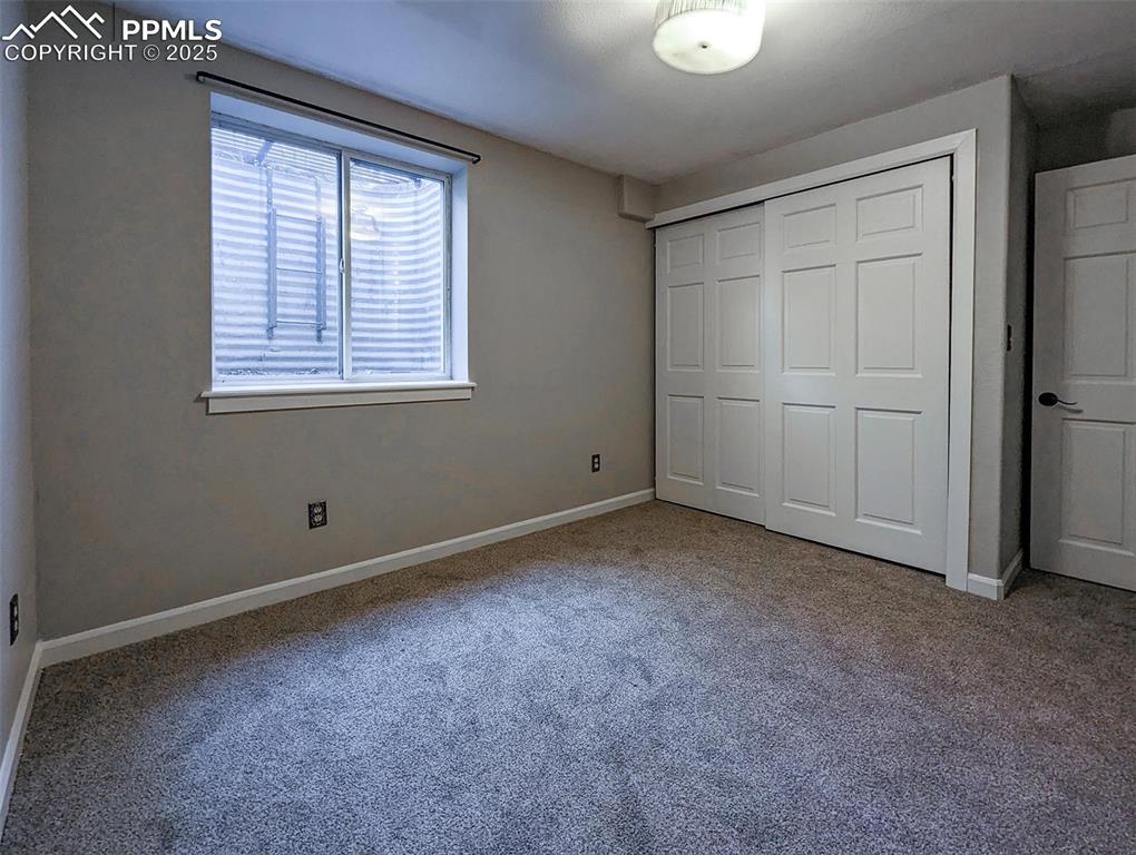 Image 26 of 27: Basement Bedroom