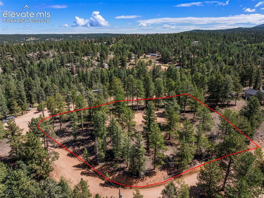 Image 10 of 25: Property Lines are Approximate and not a survey