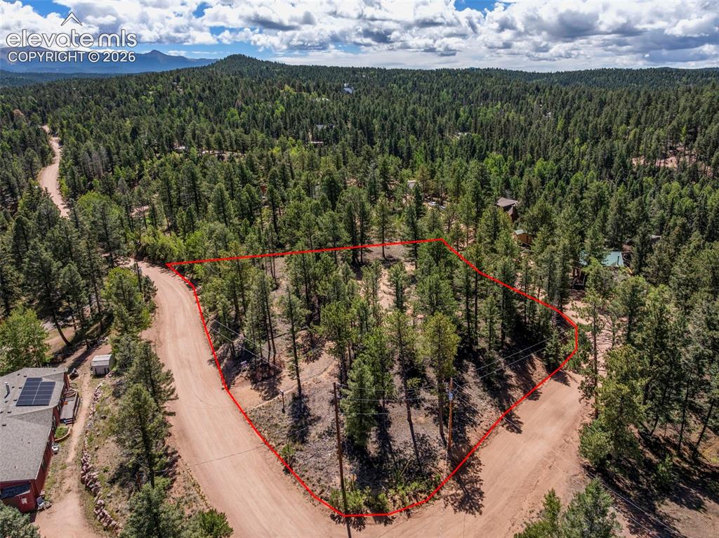 Image 6 of 25: Property Lines are Approximate and not a survey