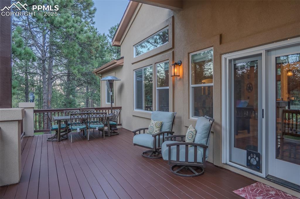 Image 45 of 50: Deck