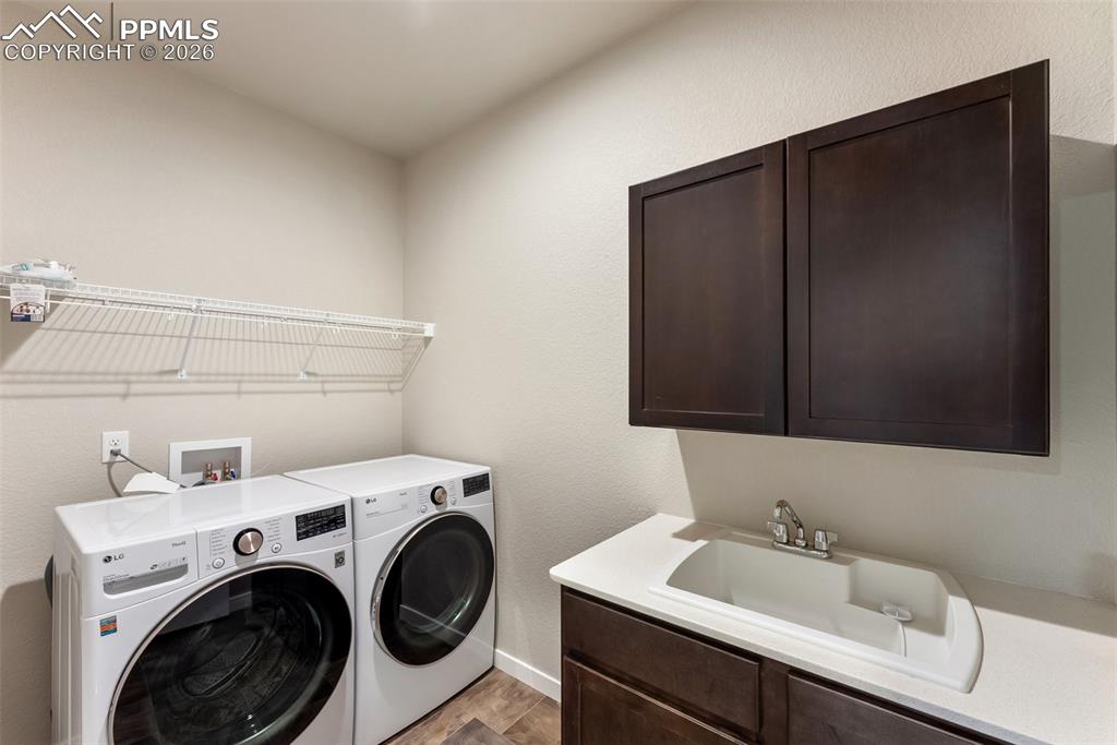 Image 17 of 46: Laundry