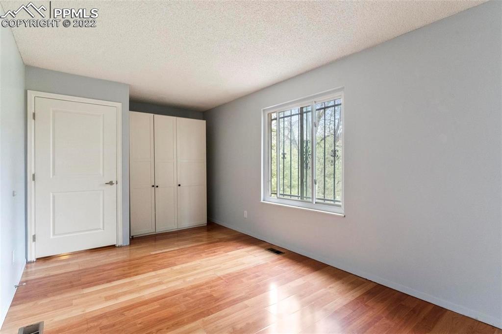 Listing 8889645, Image 14 of 28