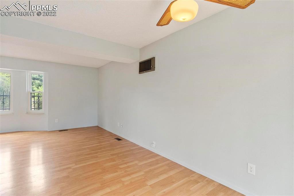 Listing 8889645, Image 7 of 28