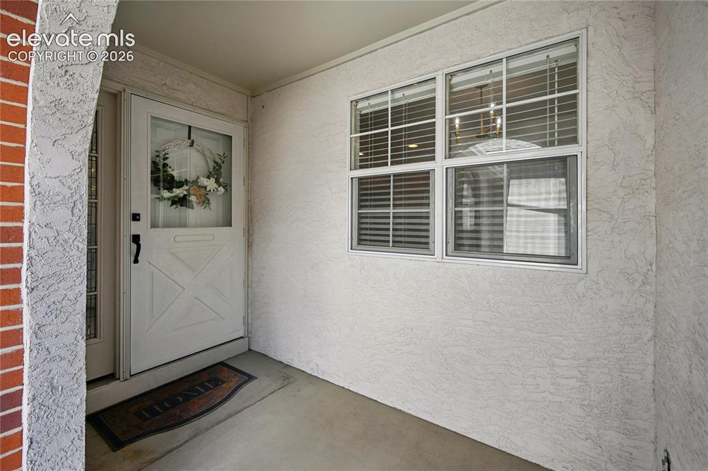 Image 4 of 48: Entry