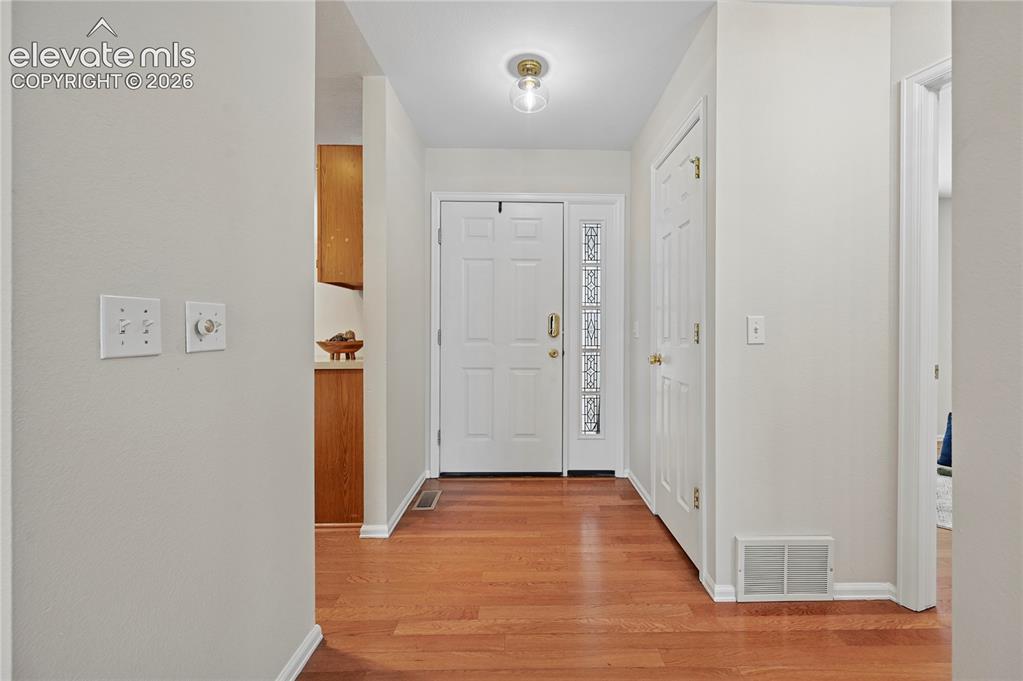 Image 6 of 48: Entry