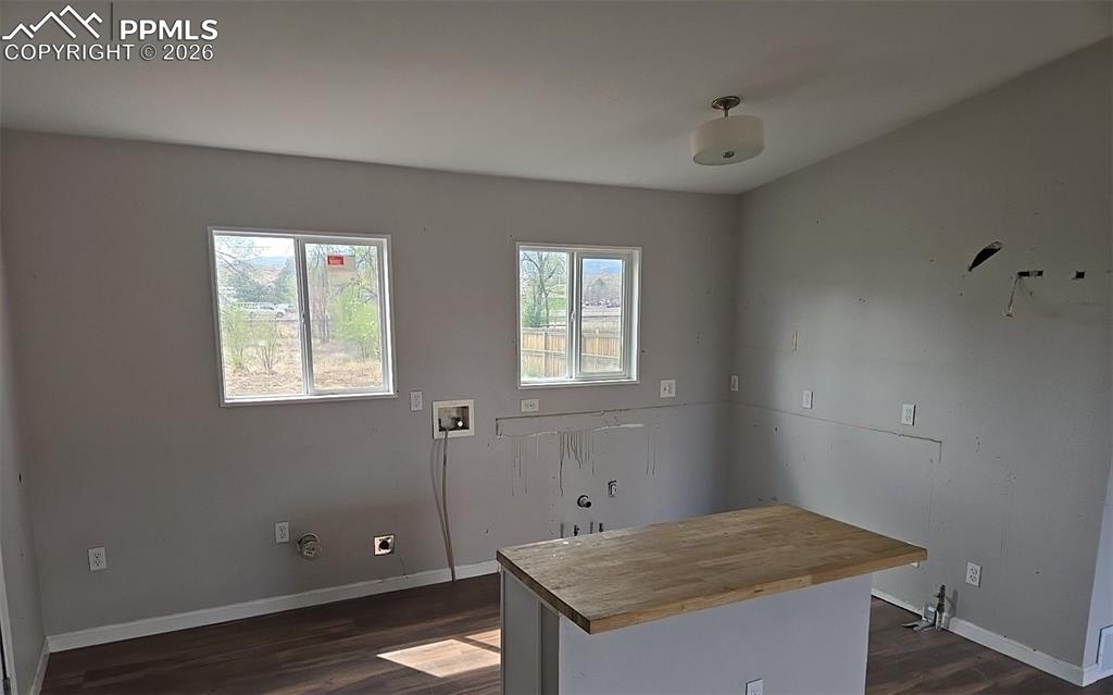 Image 7 of 12: Other