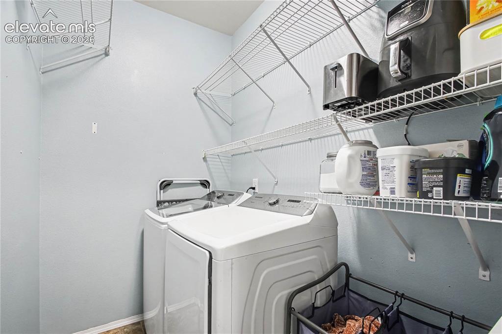 Image 8 of 26: Laundry