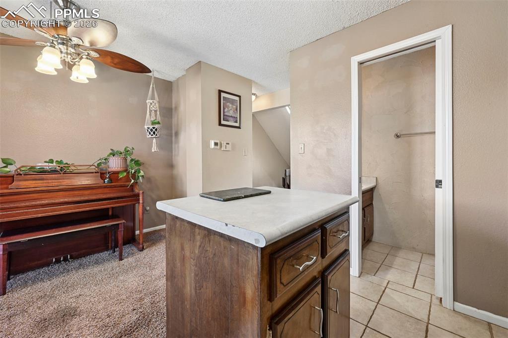 Image 11 of 31: Bathroom