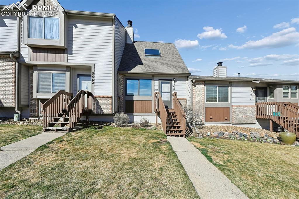 Image 2 of 31: Front of Structure