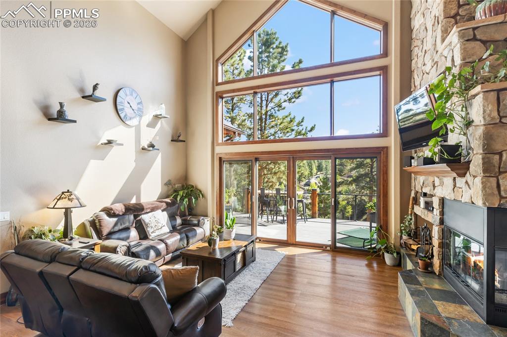 Image 5 of 31: Please, come inside, there is so much more to see and enjoy!