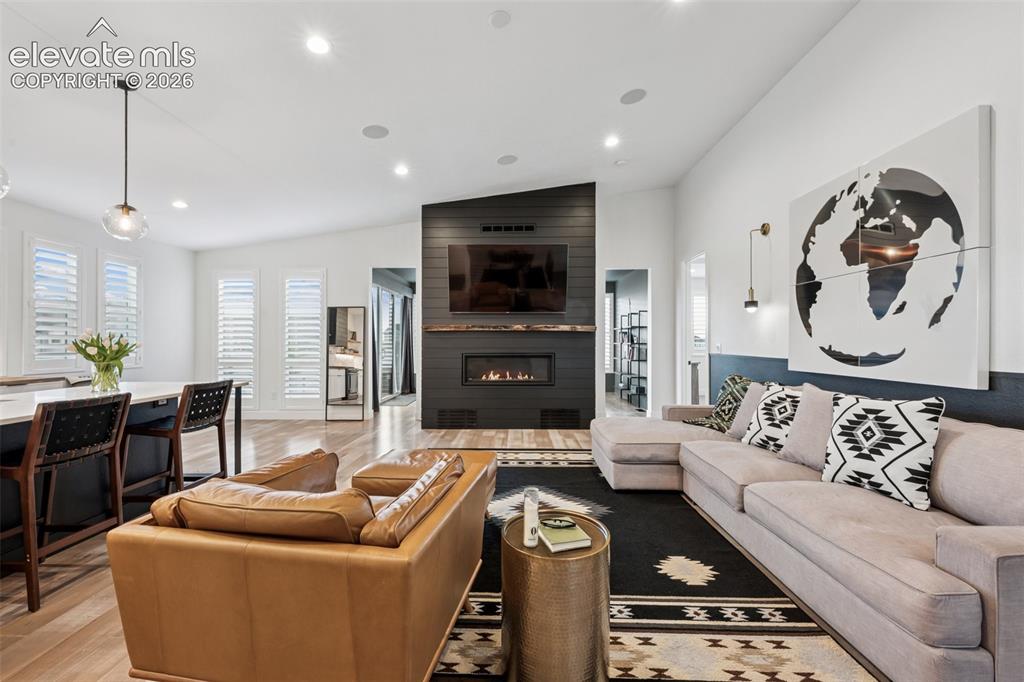 Image 15 of 49: Living Room
